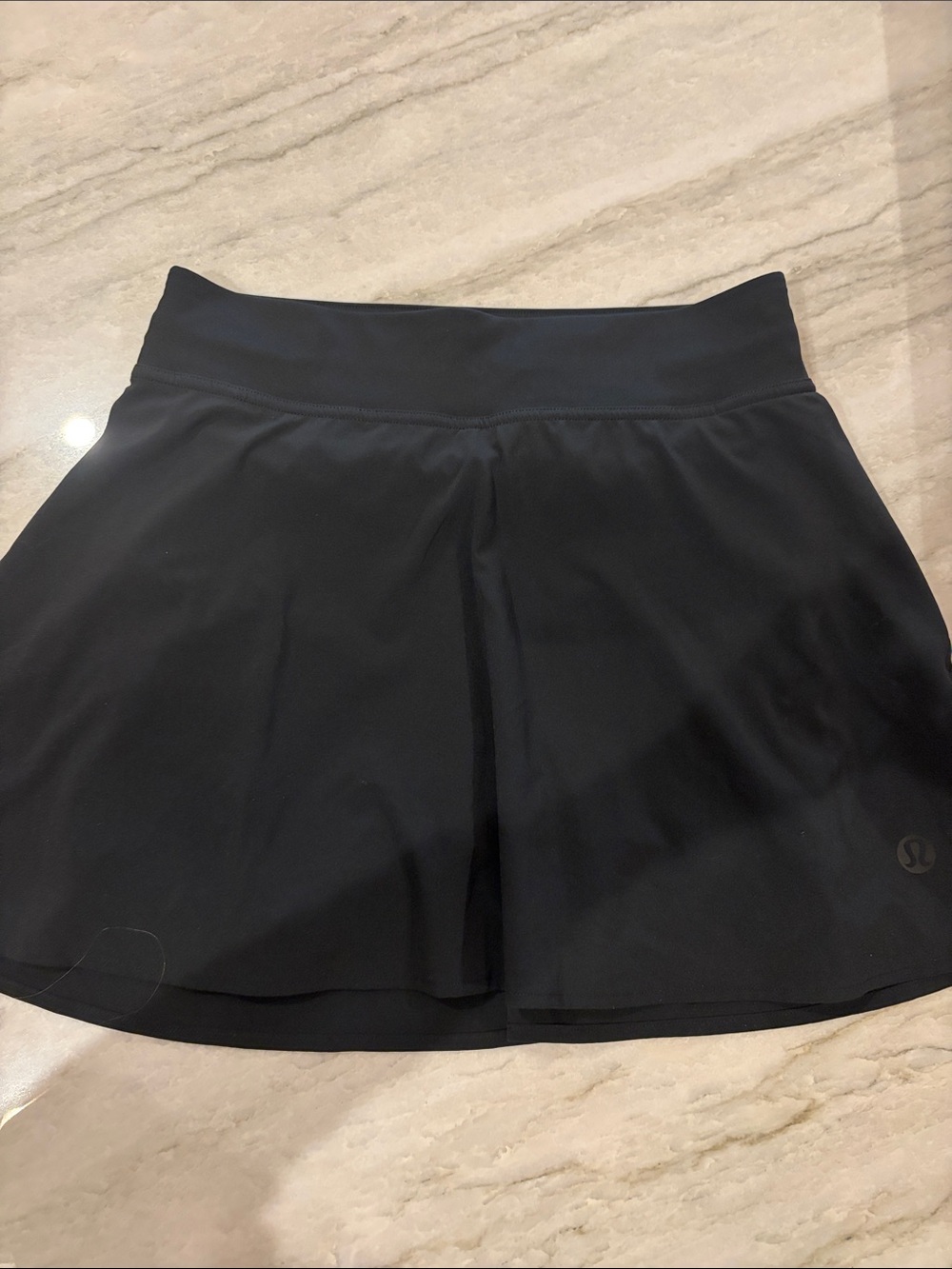Lululemon Lightweight High Rise Tennis Skirt in Black Size 4